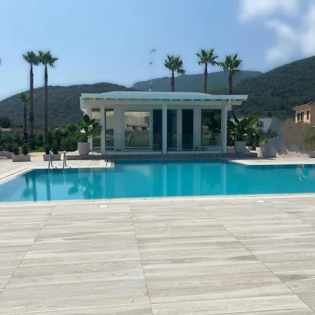 Female Resort-2