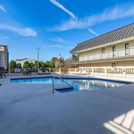 Days Inn By Wyndham Florence/I-95 North-3