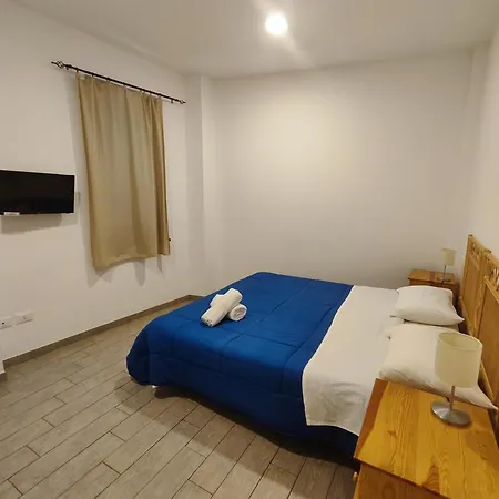 Hotel Faraglione-2