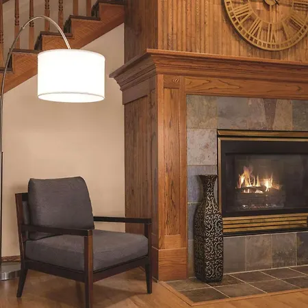 Country Inn & Suites By Radisson, Forest Lake, Mn-2