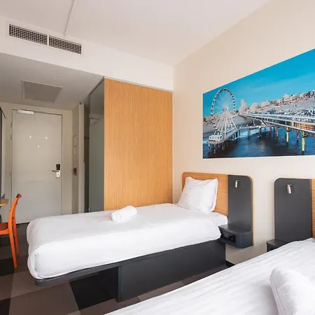 easyHotel The Hague Scheveningen Beach-3