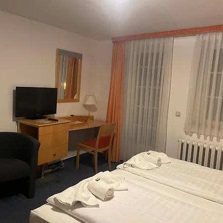 Hotel Zum Strand-3
