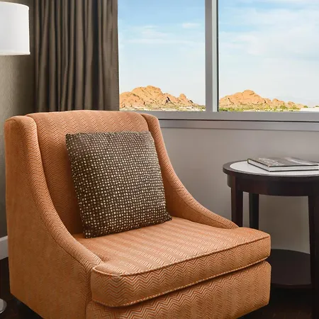 Crowne Plaza Phoenix Airport - Phx By Ihg-2