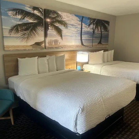 Days Inn By Wyndham Port Charlotte Town Center-2