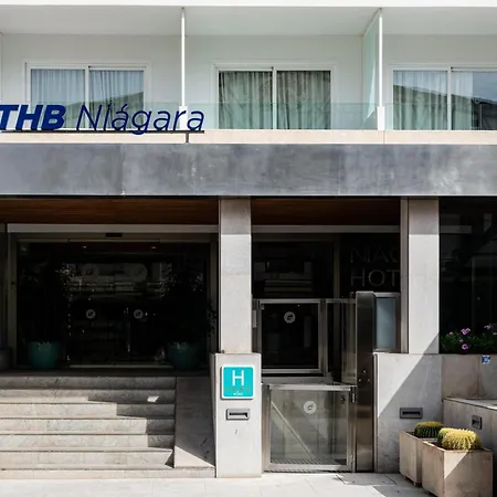 Thb Niagara - Adults Only-3