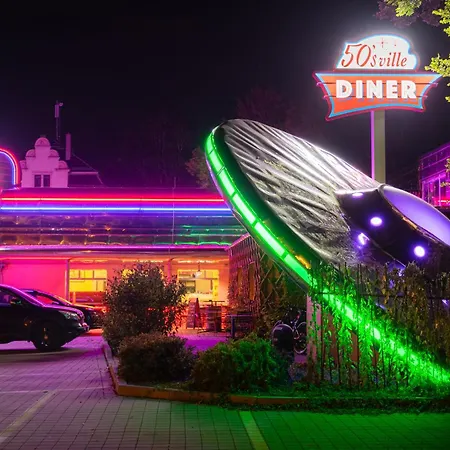 Themenhotel 50'S Ville Motel-3