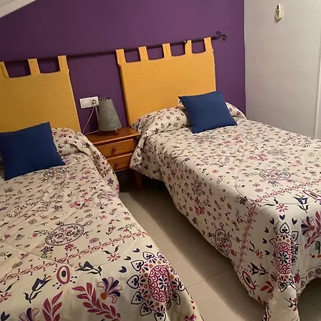 Hostal y Apartamentos la Vereda-2