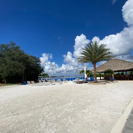 The Suites At Fishermen'S Village - 2 Bedroom Suites-2