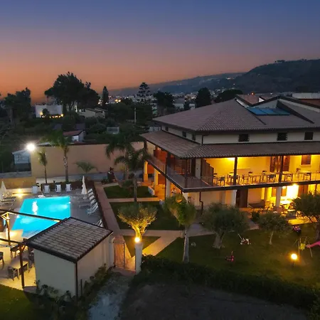 Villa D'Aquino-3