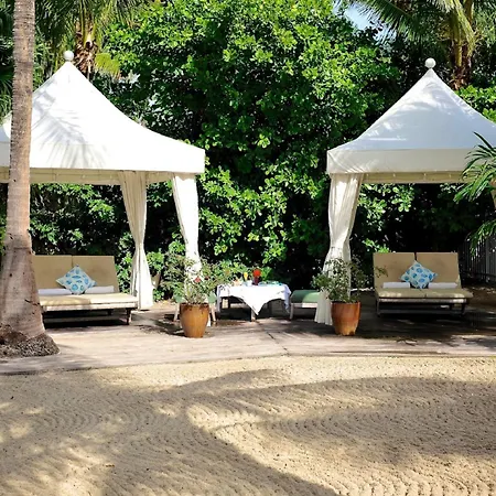 South Seas Hotel-2