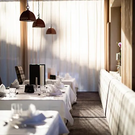 Hotel Sonnenhof-3