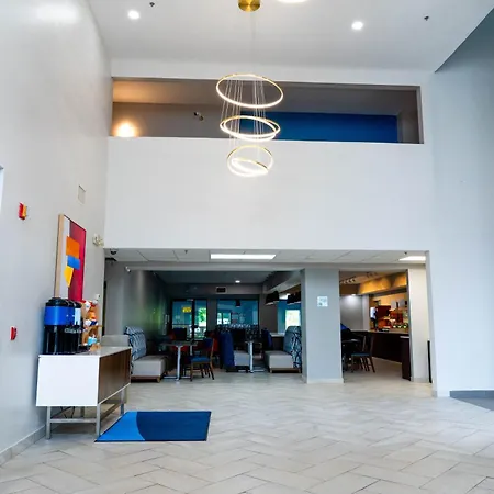 Holiday Inn Express & Suites Hiawassee By Ihg-2