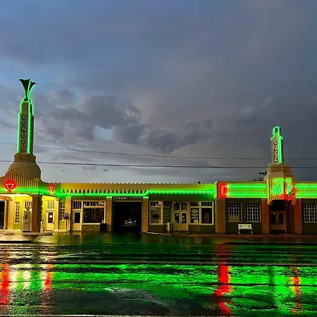 Western Motel-2