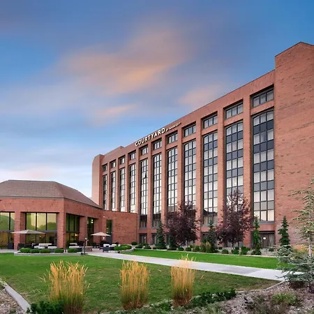 Courtyard By Marriott Ogden-3