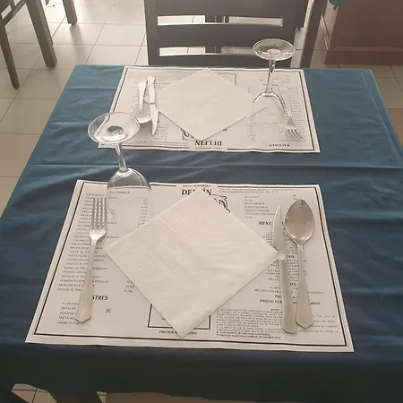 Hostal Residencia Delfin-3