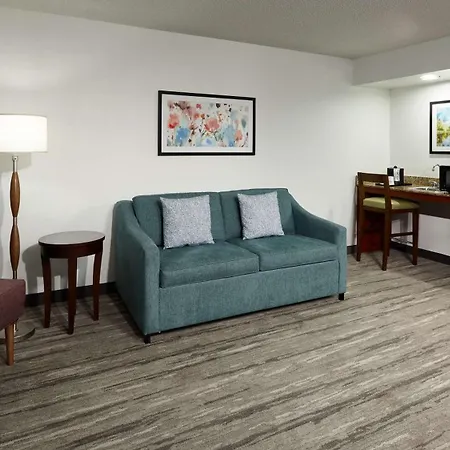 Hilton Garden Inn Merrillville-3