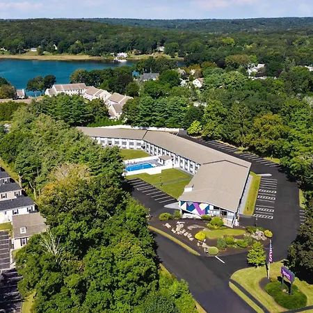 Spark By Hilton Mystic Groton-3