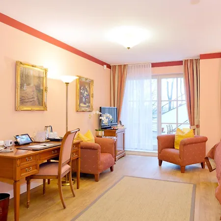 Hotel Villa Monte Vino-3