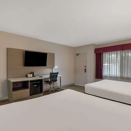 Best Western Diamond Bar Hotel & Suites-2