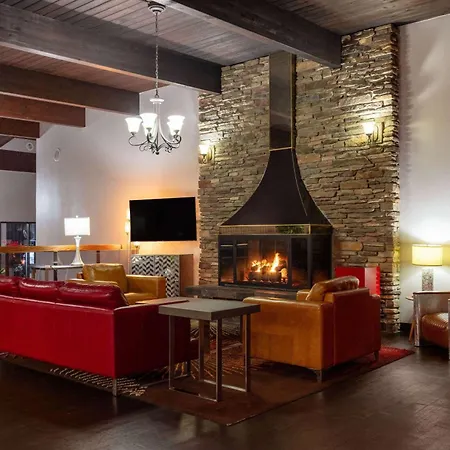 Ramada By Wyndham Spokane Airport-2