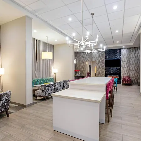 La Quinta By Wyndham Columbus Ms-2