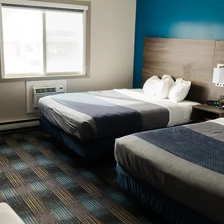 Travelodge By Wyndham Escanaba-2