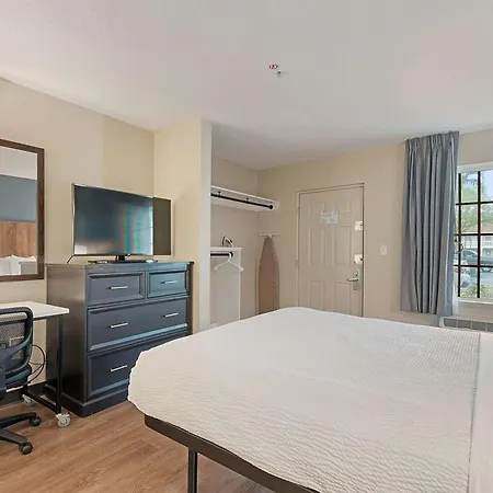 Extended Stay America Suites - Miami - Airport - Blue Lagoon-3