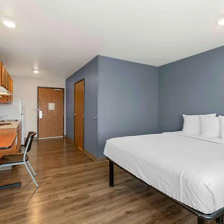 Extended Stay America Select Suites - Cleveland - Avon-3