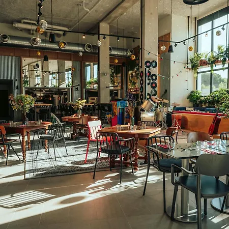 JOST Hotel Montpellier Centre St Roch-2