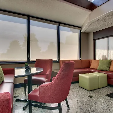 Drury Inn & Suites Evansville East-2