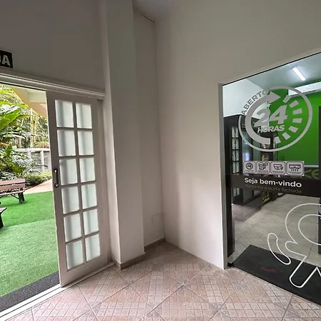Fabuloso flat 243 Amarílis 2 piscinas climatizadas, SKY 170 canais carregador veiculo elétrico Riviera de São Lourenço, Bertioga Apartamento Duplex inteiro, cozinha equipada completa, serviço de praia, limpeza e trocas diária de toalhas, wi-fi 500mb-2