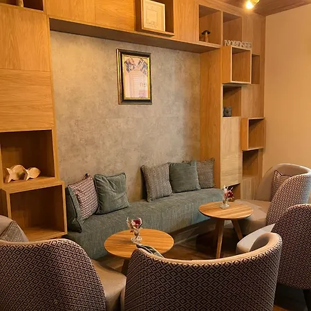 Deichhotel Rose-2