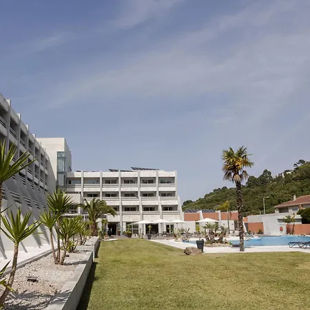 Hotel Porta Do Sol Conference & Spa-3