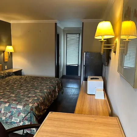 Palm Inn Hotel Near Tyler Mall Riverside-2