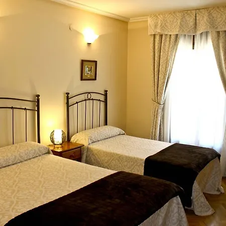Hostal Alcántara-3