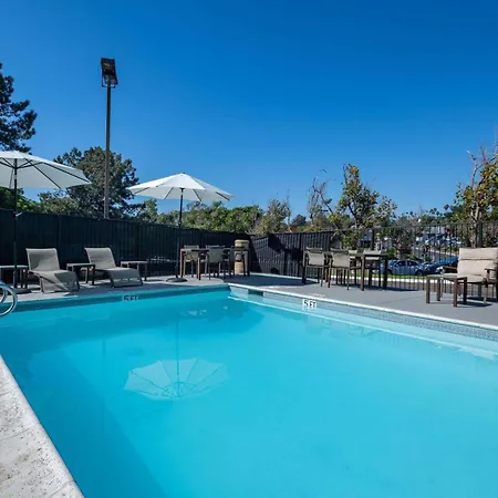 Days Inn By Wyndham Encinitas Moonlight Beach-3