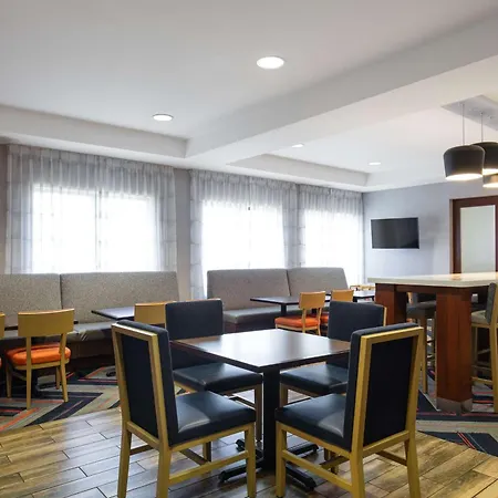 Hampton Inn Medford-3