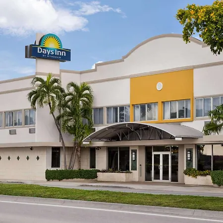 Days Inn By Wyndham Miami Airport North-3