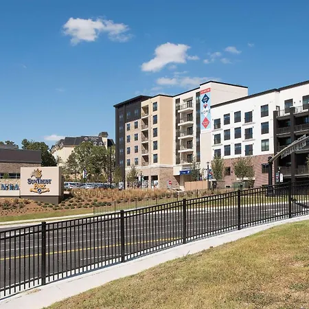 Hampton Inn & Suites Atlanta-Galleria-3