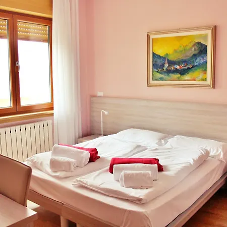 Adriatico Rooms-2