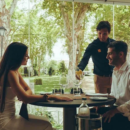 Estalagem Santa Iria Hotel & Spa-2