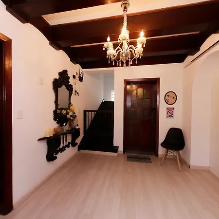 Castelinho Solemar - Hot Spa - Studios E Suites Premiums Para Locacao - Auto Check-In - Monitoramento Remoto-2