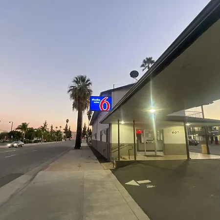 Studio 6 Suites San Bernardino, Ca-3