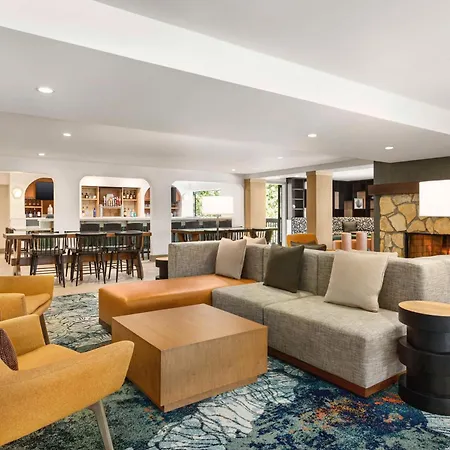 Hilton Garden Inn Monterey-2