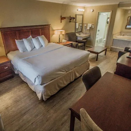 Days Inn By Wyndham Destin-3