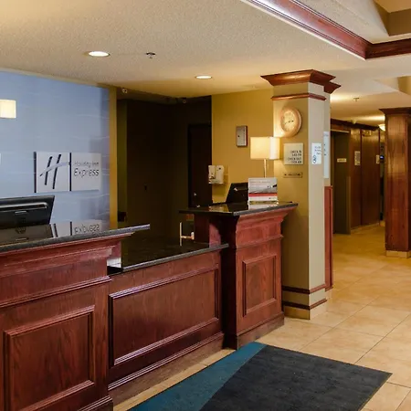 Holiday Inn Express & Suites Superior By Ihg-3
