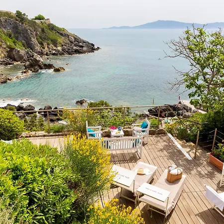 Hotel Capo D'Uomo-2