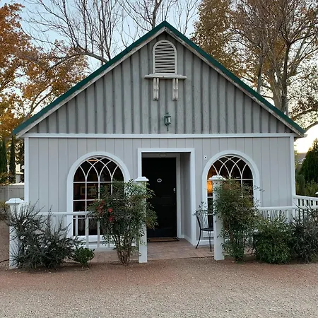 The Cottage At 241 North-2