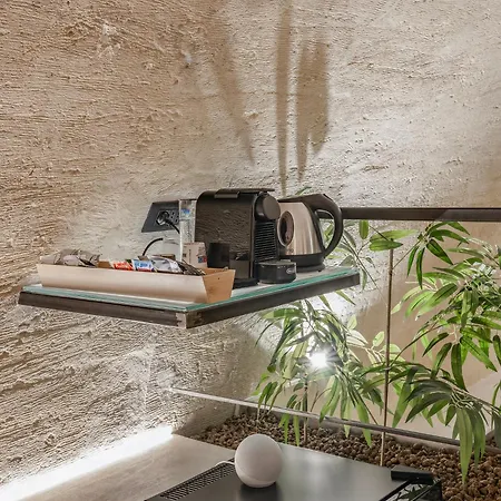 Hydria Rooms-2