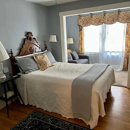 Red Rocker Inn-3